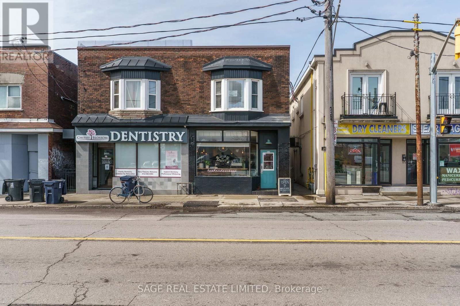 2 - 2413 DUNDAS STREET WEST Image 30
