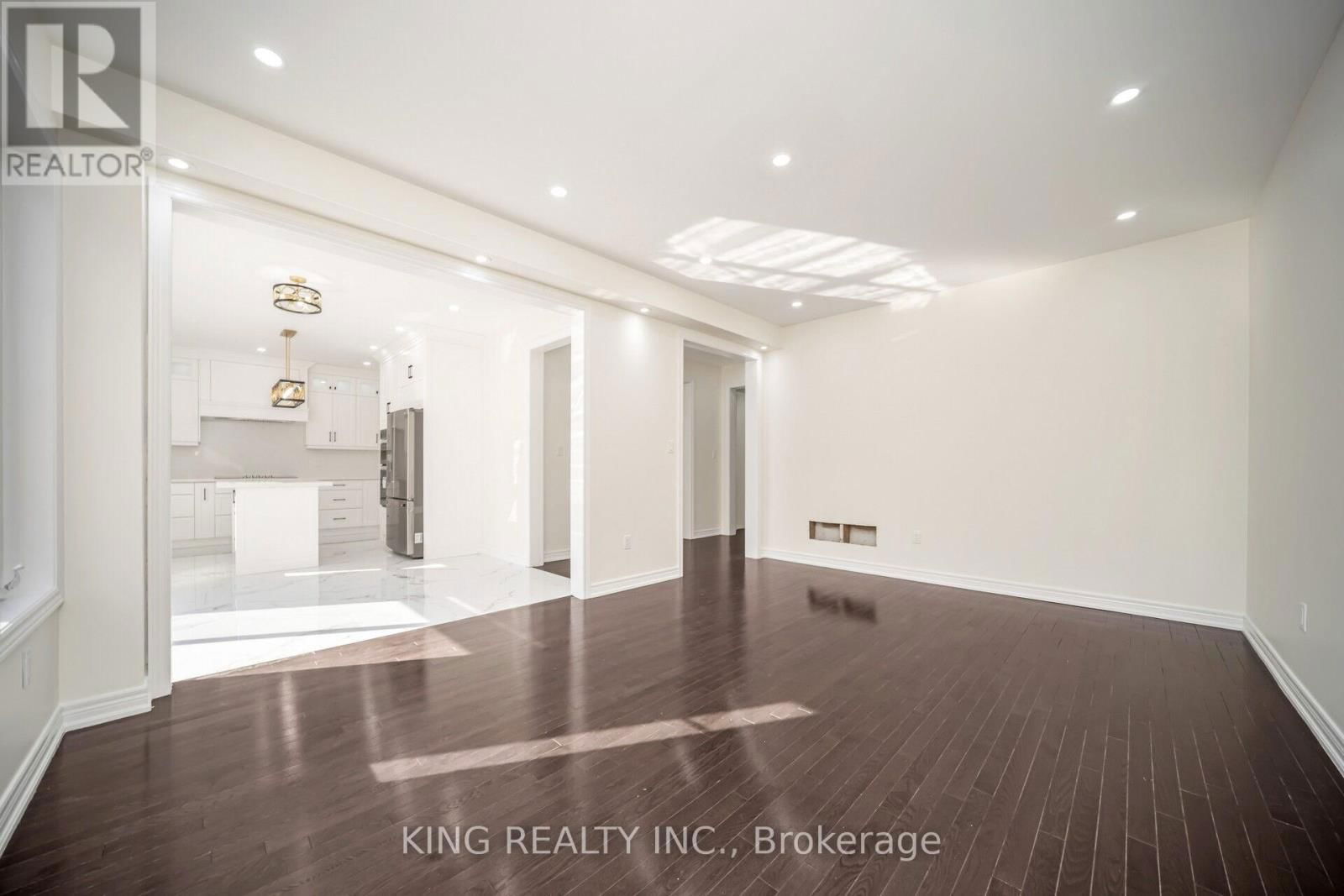 52 HAVERSTOCK CRESCENT Image 16