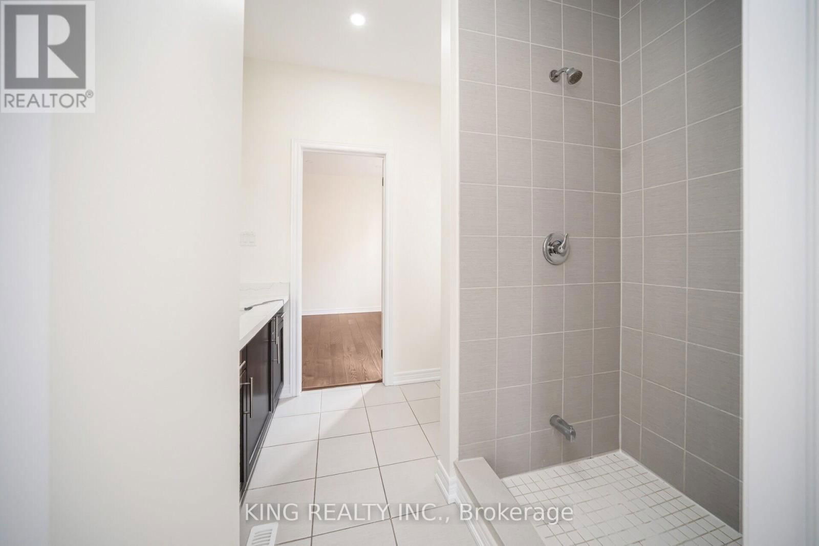 52 HAVERSTOCK CRESCENT Image 25