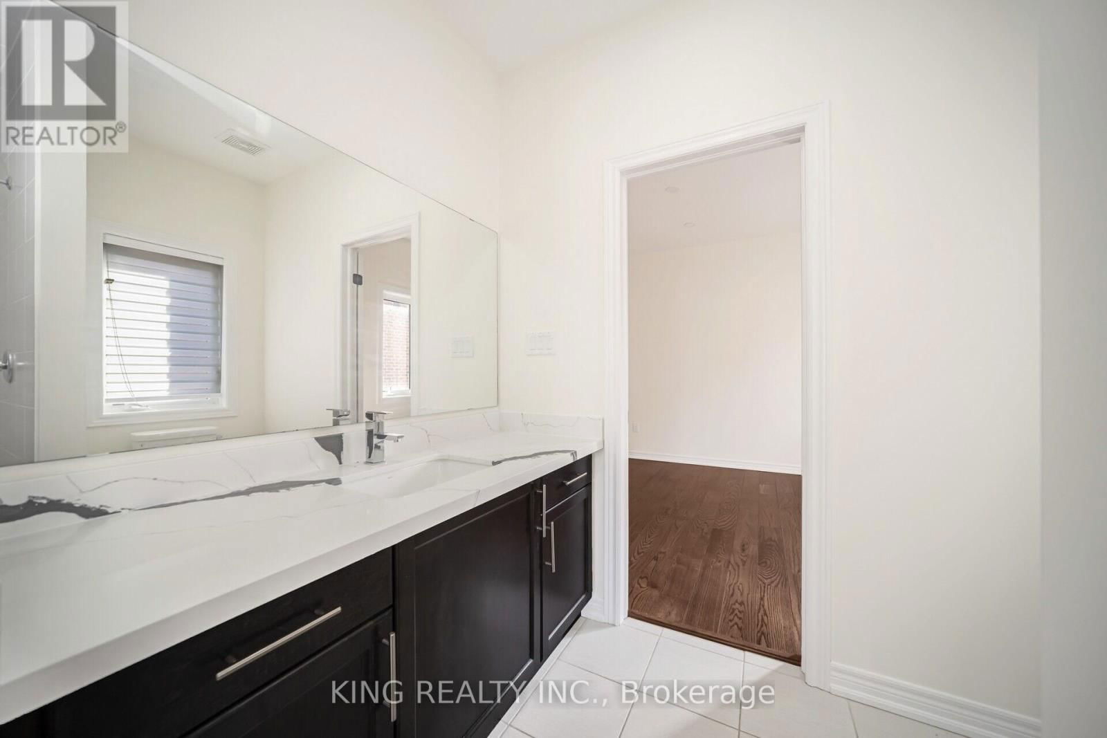 52 HAVERSTOCK CRESCENT Image 26