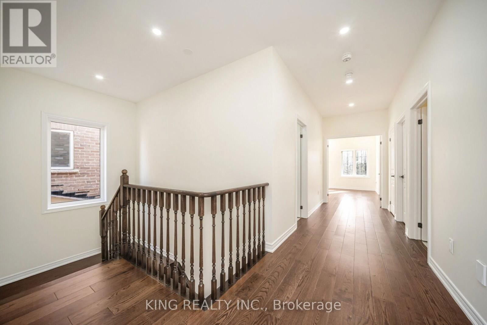 52 HAVERSTOCK CRESCENT Image 28