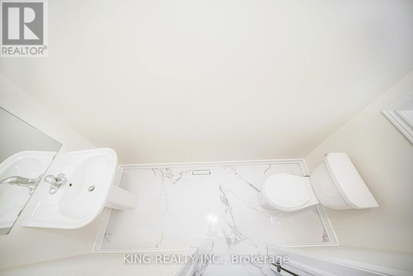 52 HAVERSTOCK CRESCENT Image 36