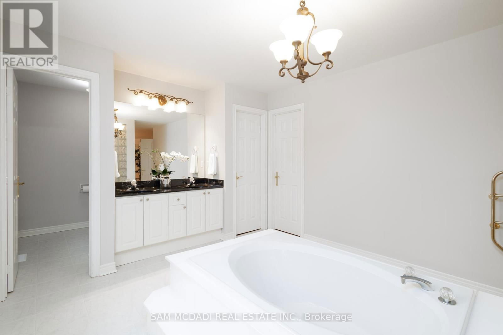 5198 FOREST RIDGE DRIVE Image 21