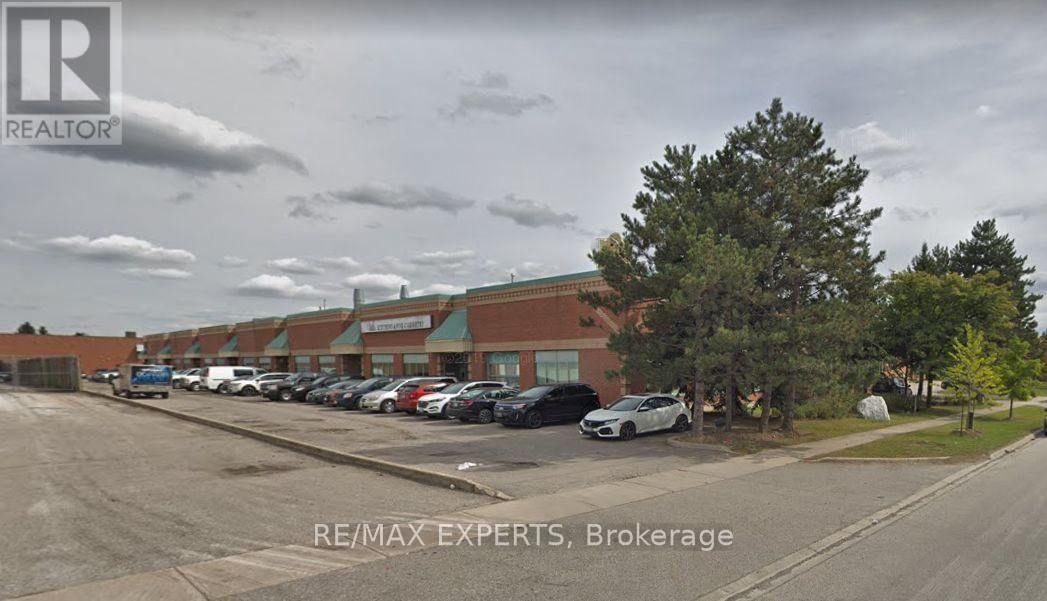 7-9 - 221 DEERHURST DRIVE Image 1