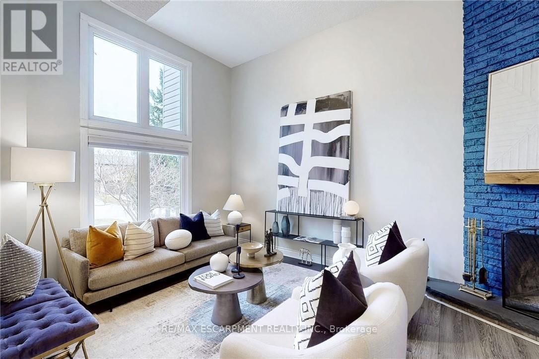 2368 CAVENDISH DRIVE Image 3