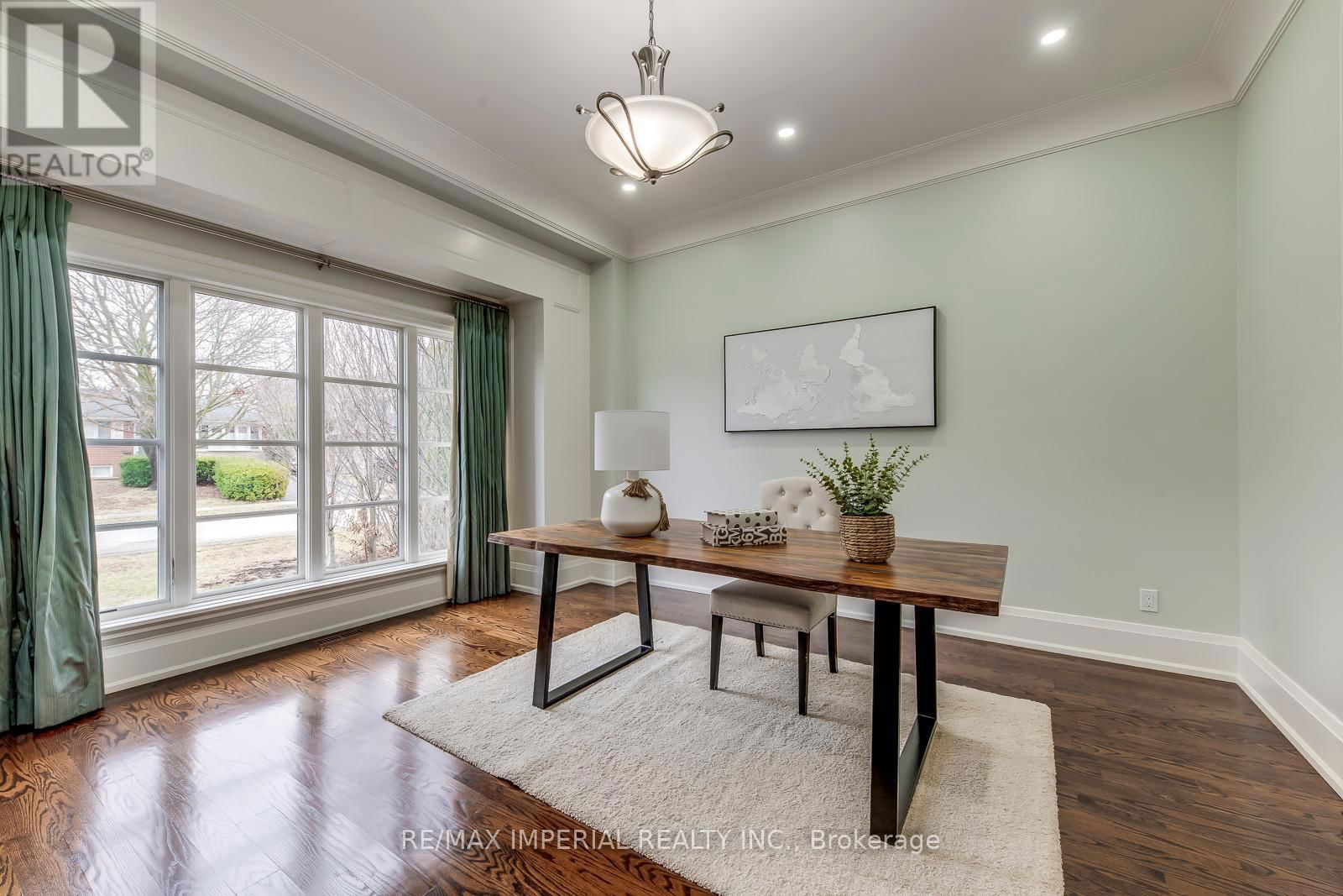 409 VALLEY DRIVE Image 10