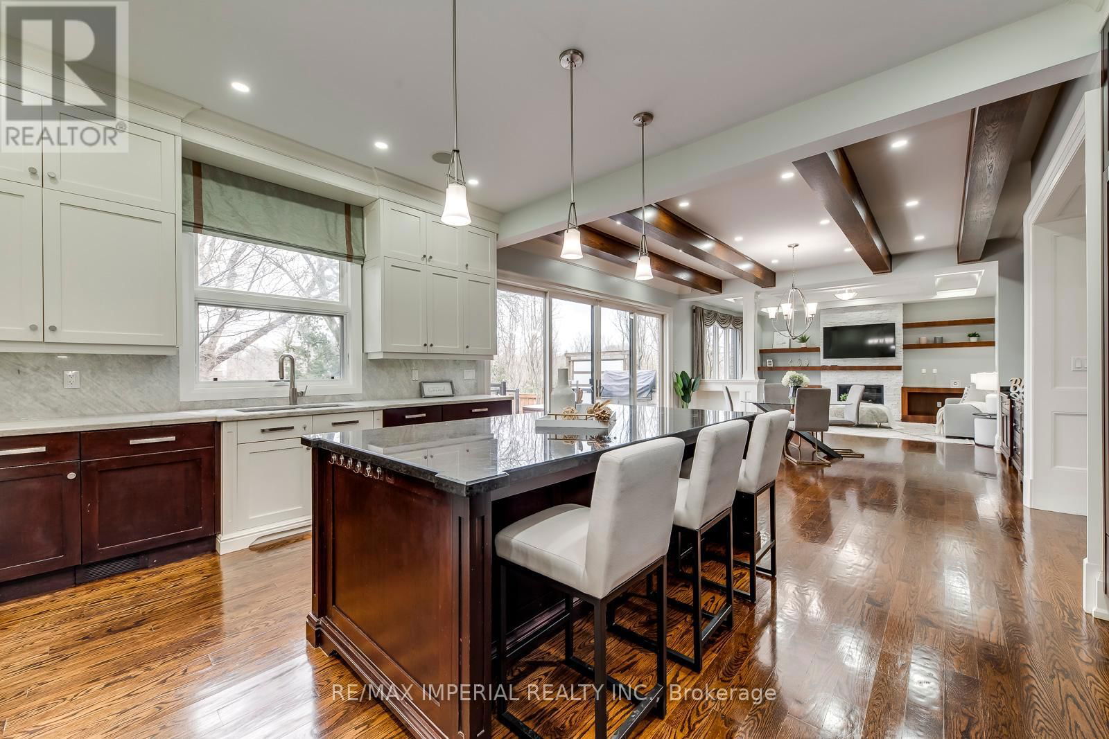 409 VALLEY DRIVE Image 18