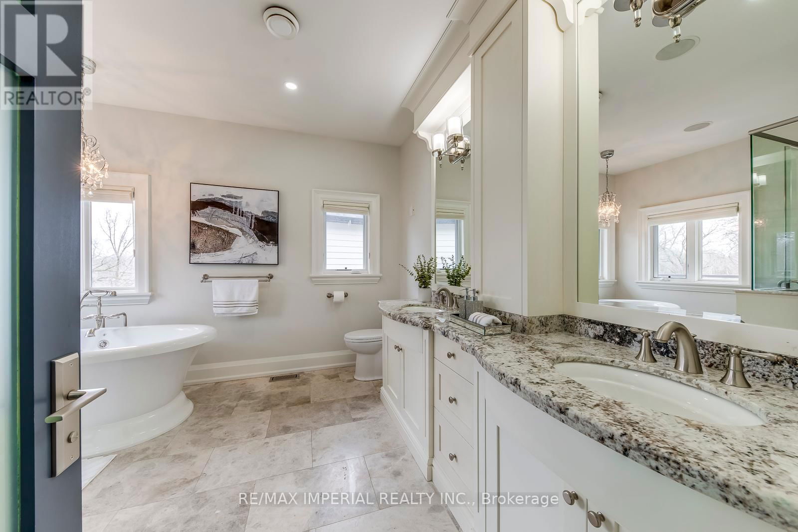 409 VALLEY DRIVE Image 30