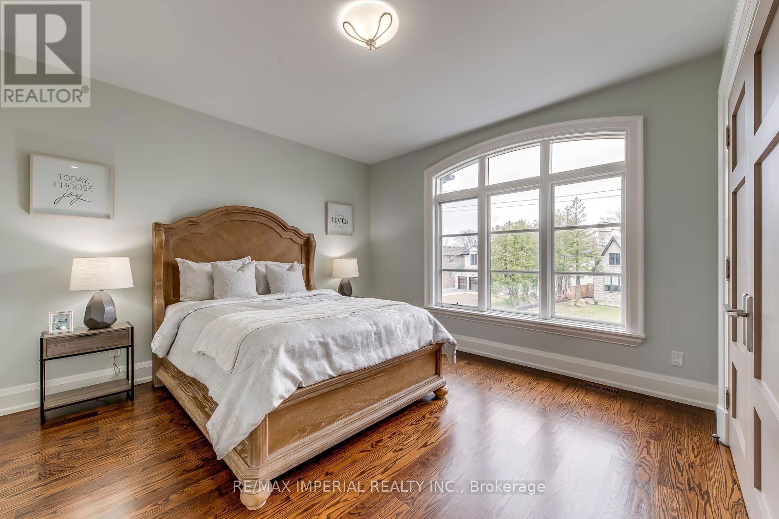 409 VALLEY DRIVE Image 32