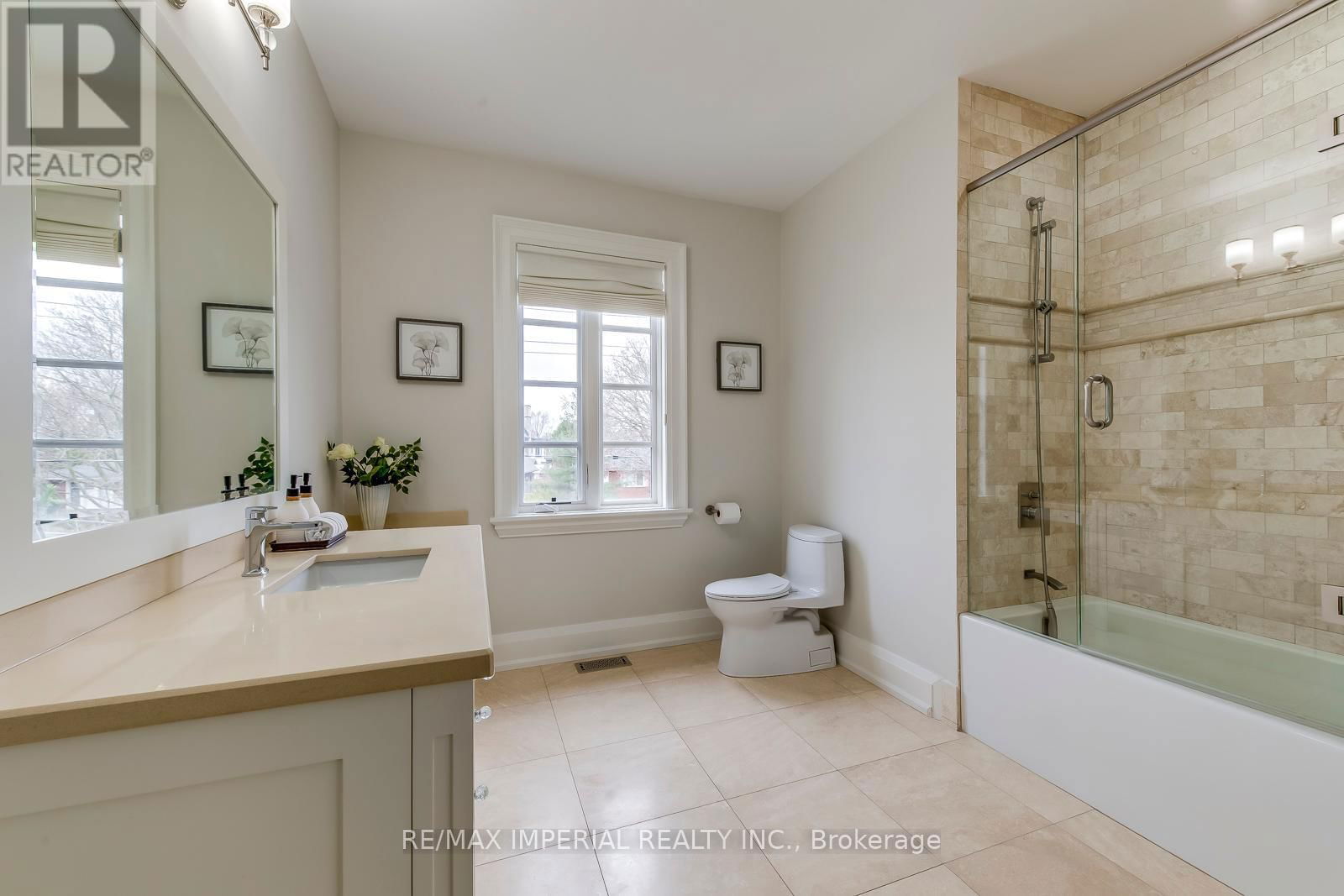 409 VALLEY DRIVE Image 33