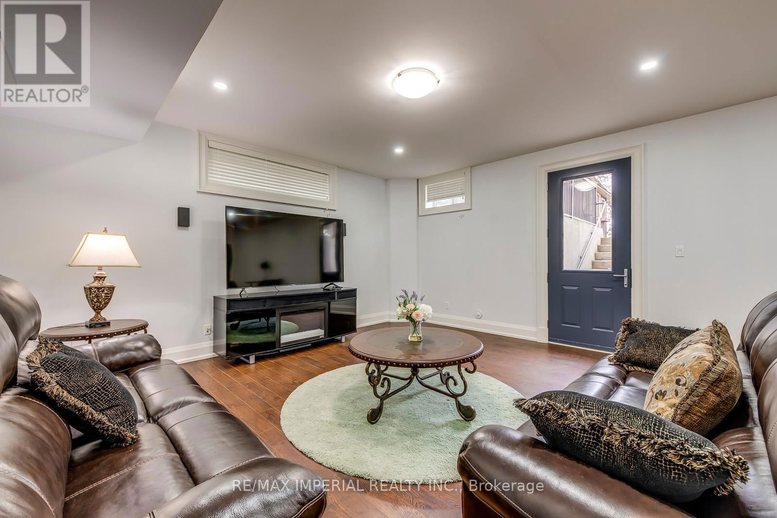 409 VALLEY DRIVE Image 39