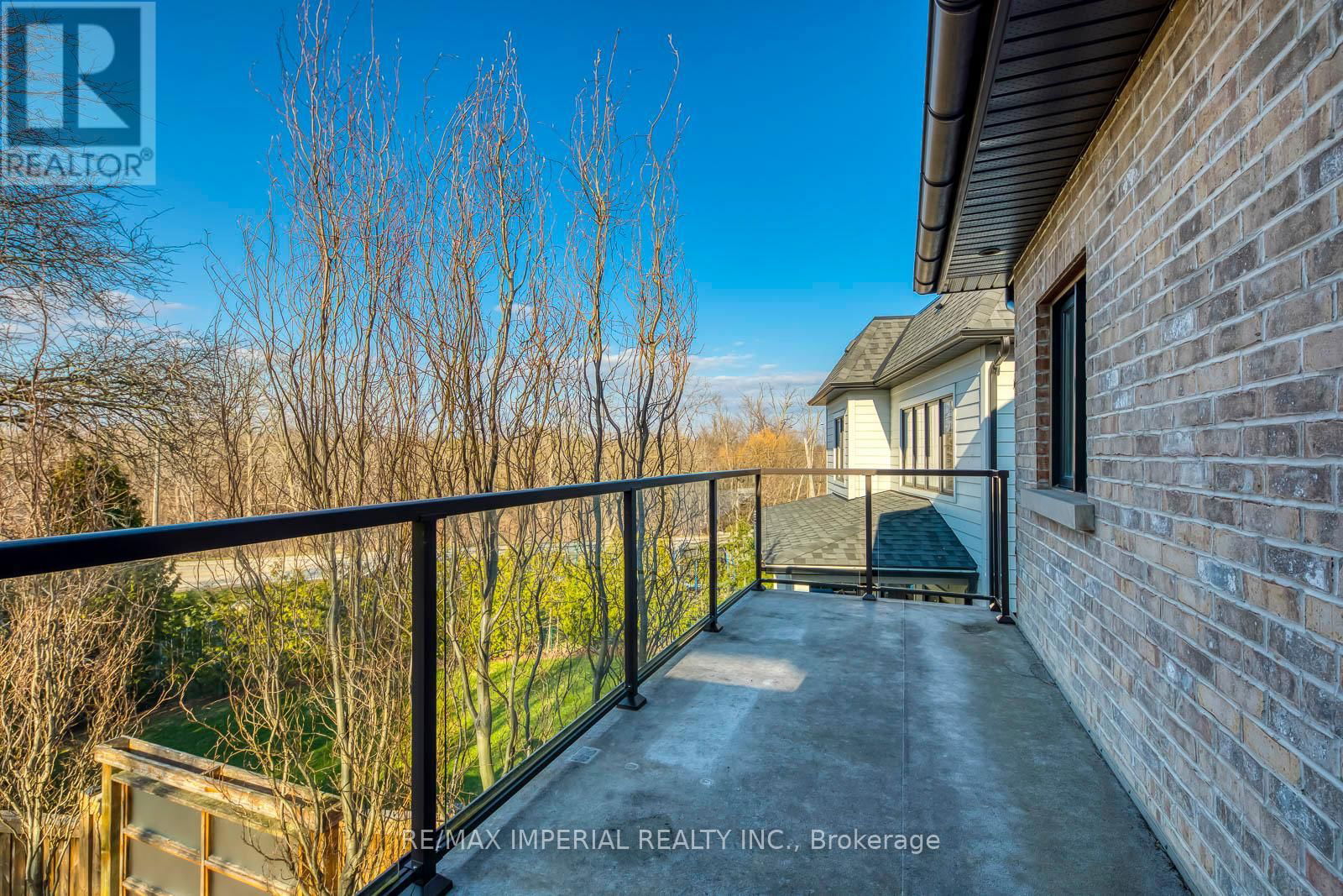 409 VALLEY DRIVE Image 42