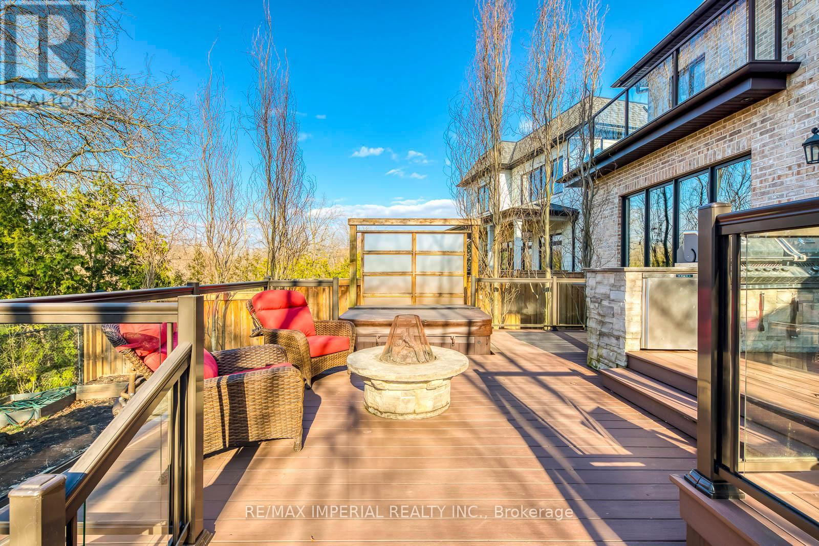 409 VALLEY DRIVE Image 45