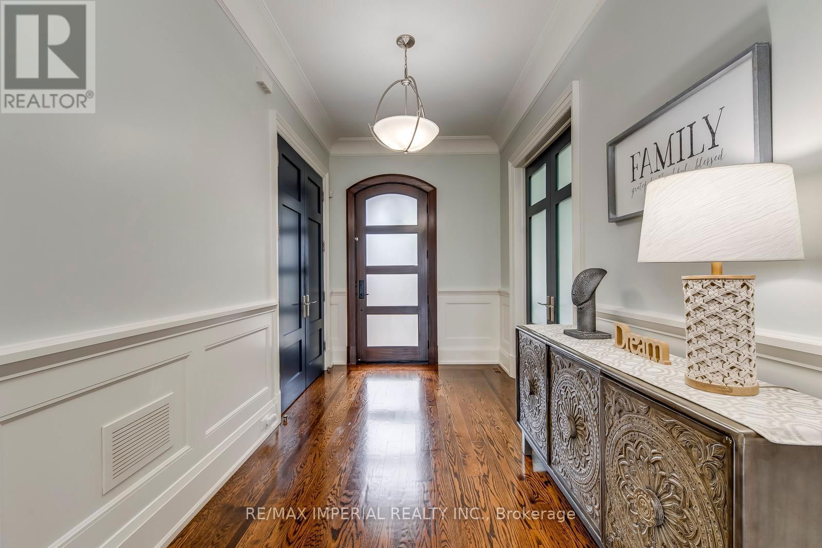 409 VALLEY DRIVE Image 9