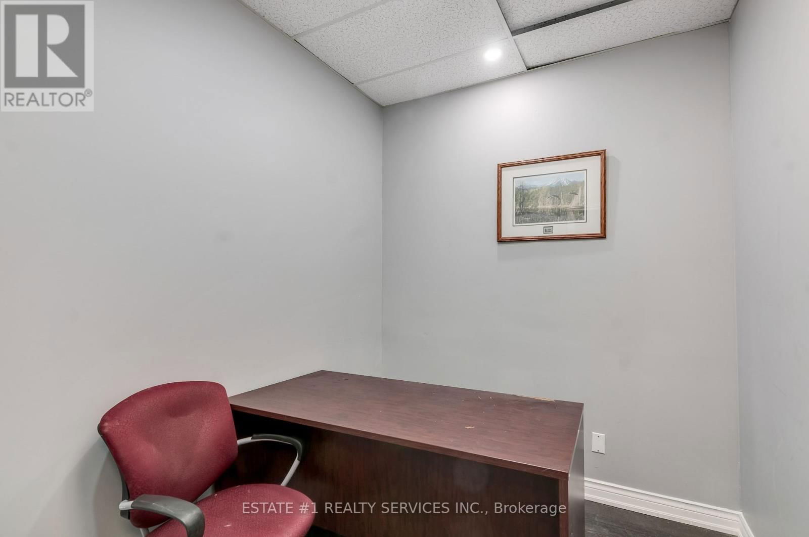 211 - 2359 ROYAL WINDSOR DRIVE Image 11