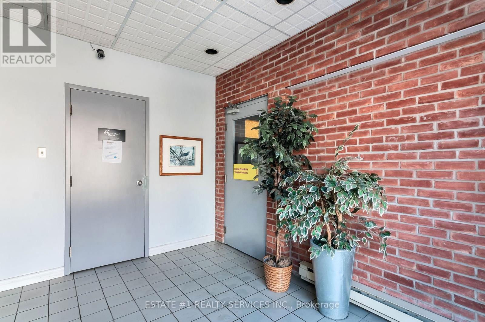 211 - 2359 ROYAL WINDSOR DRIVE Image 19