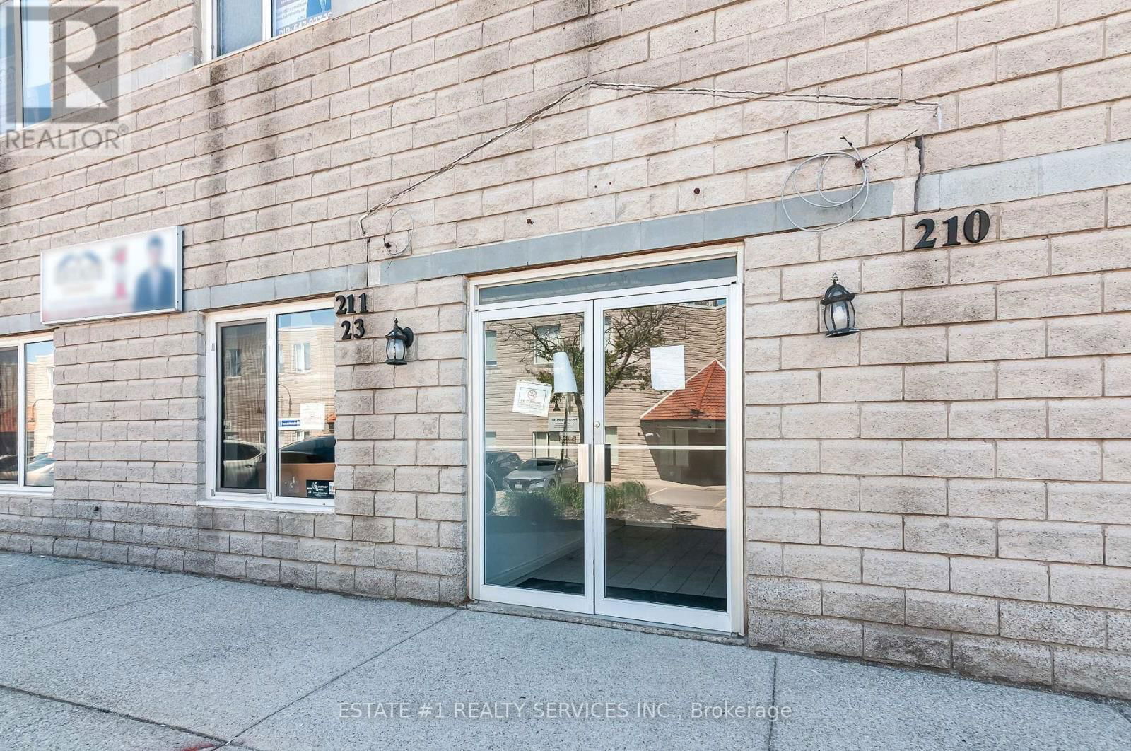 211 - 2359 ROYAL WINDSOR DRIVE Image 20