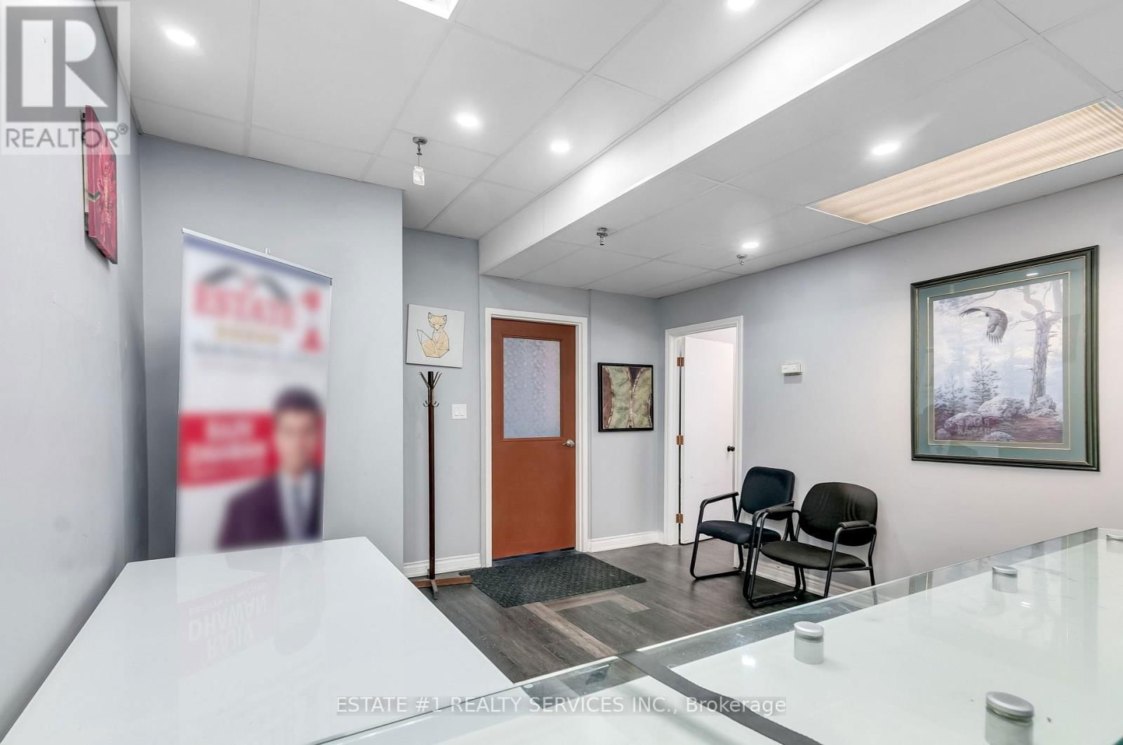 211 - 2359 ROYAL WINDSOR DRIVE Image 4