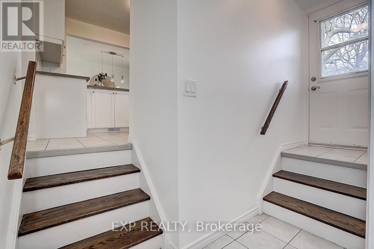 11 TULLAMORE ROAD Image 34