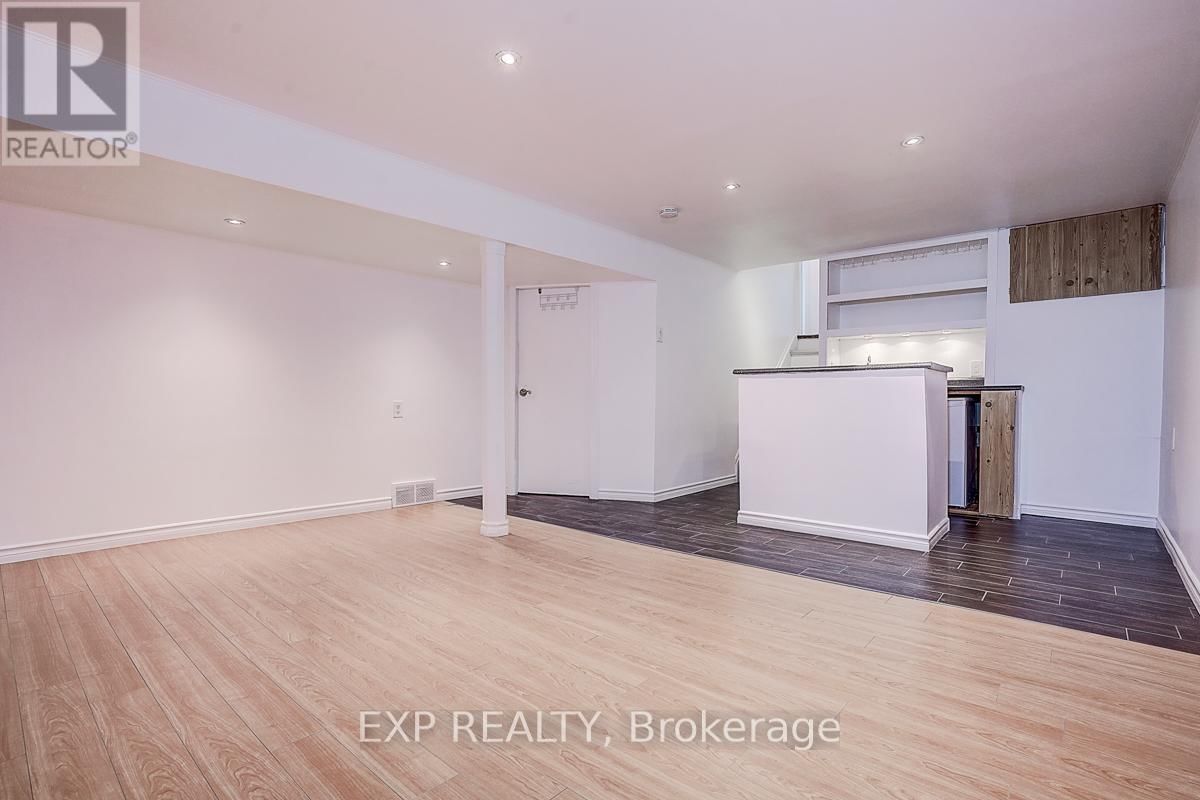 11 TULLAMORE ROAD Image 40