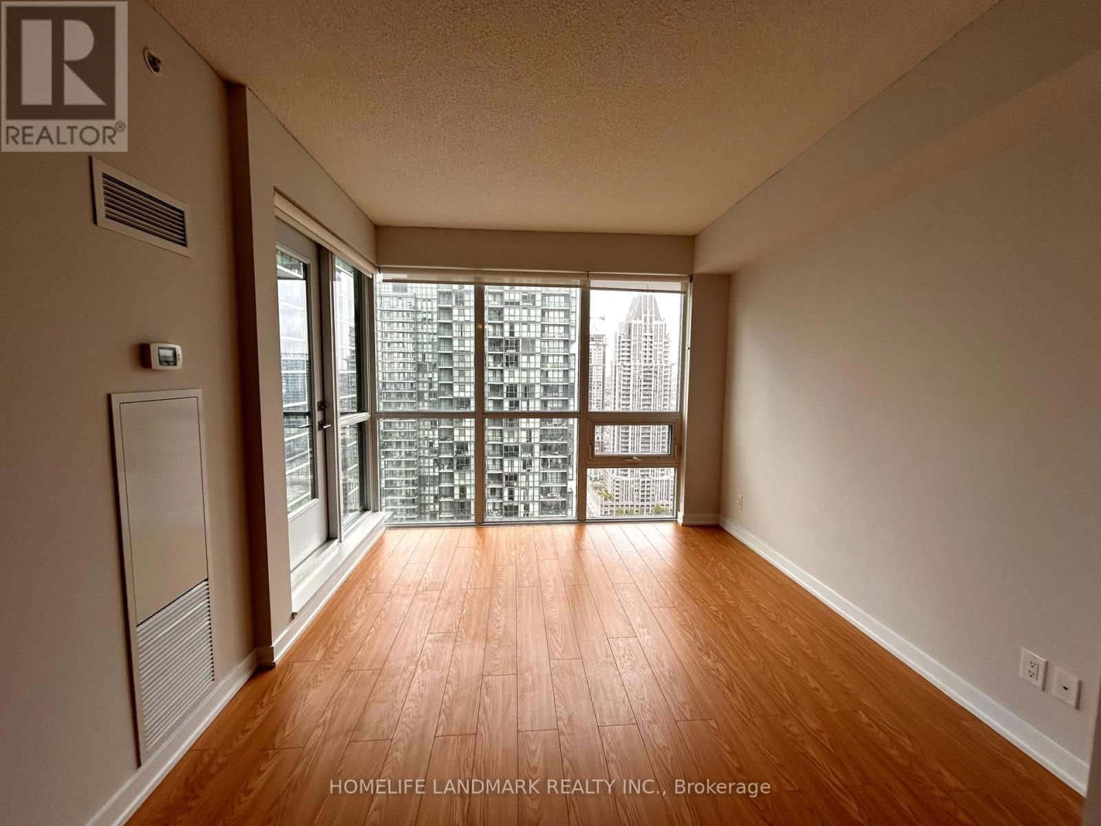 3006 - 510 CURRAN PLACE Image 10