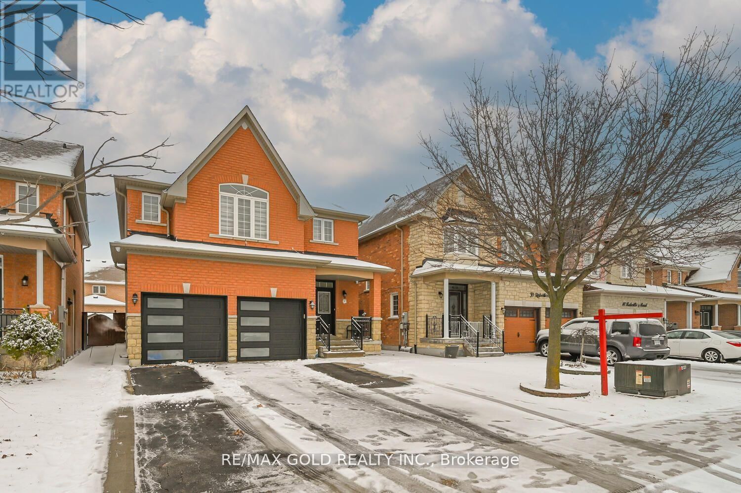 37 REDWILLOW ROAD Image 1