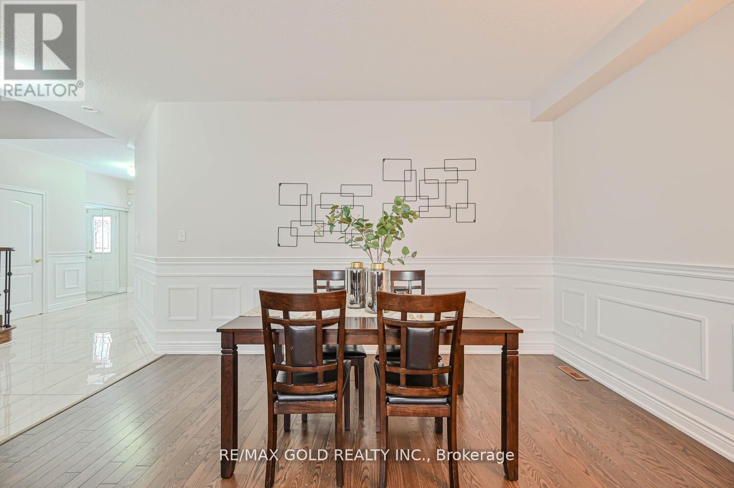 37 REDWILLOW ROAD Image 10