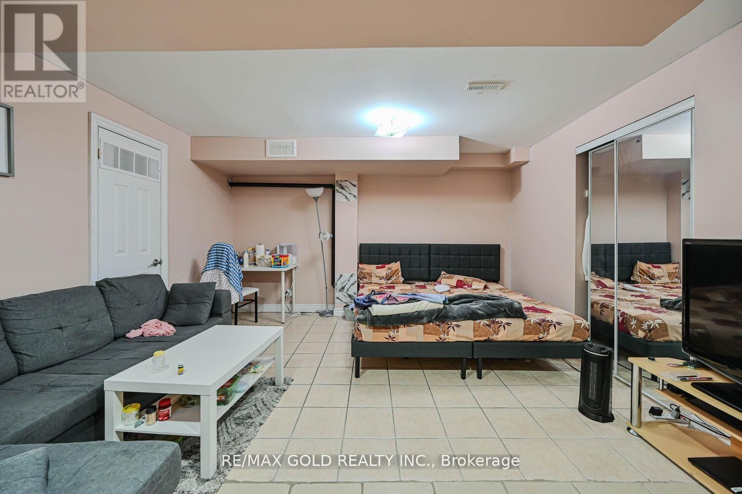 37 REDWILLOW ROAD Image 31