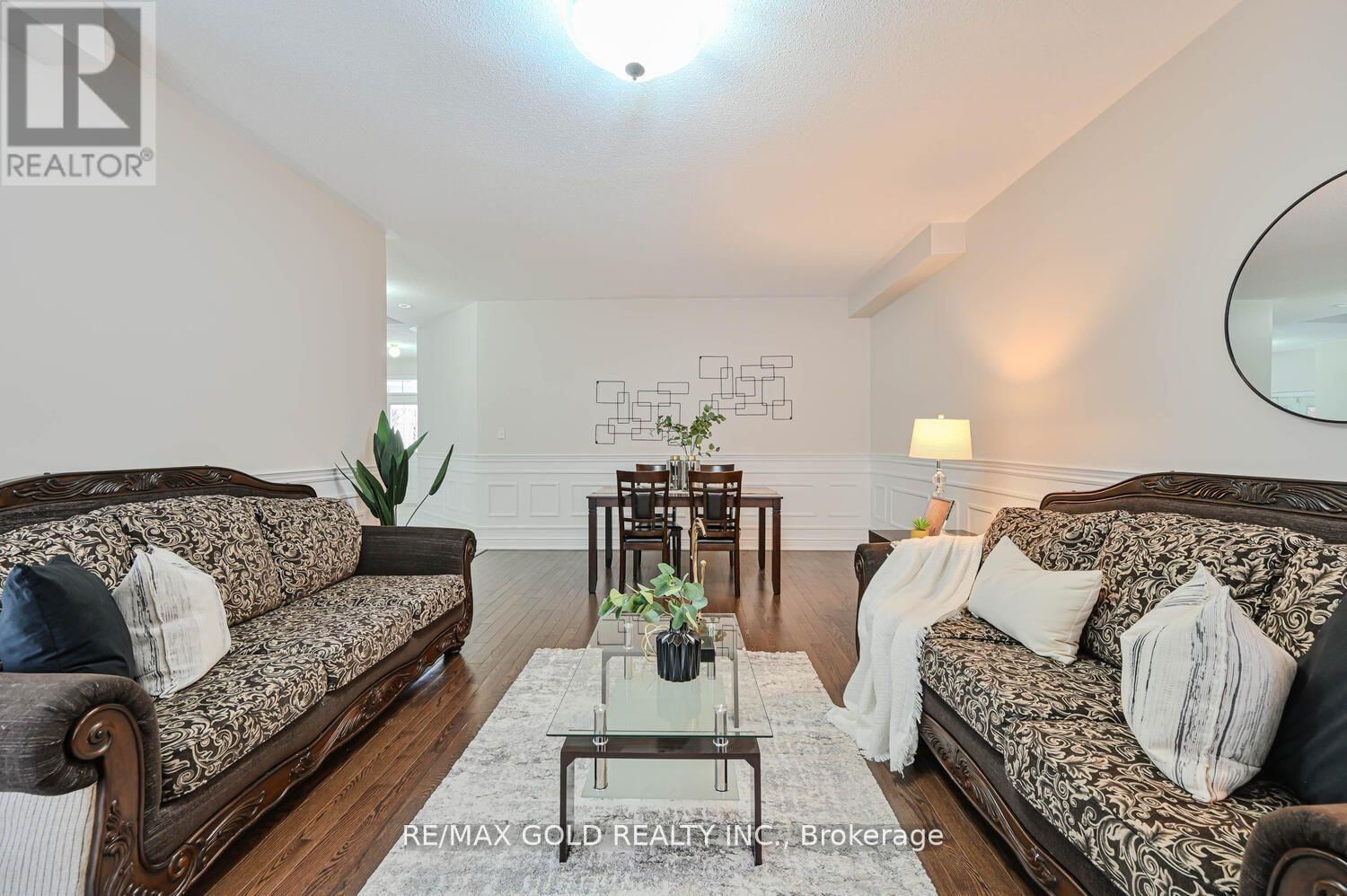 37 REDWILLOW ROAD Image 9