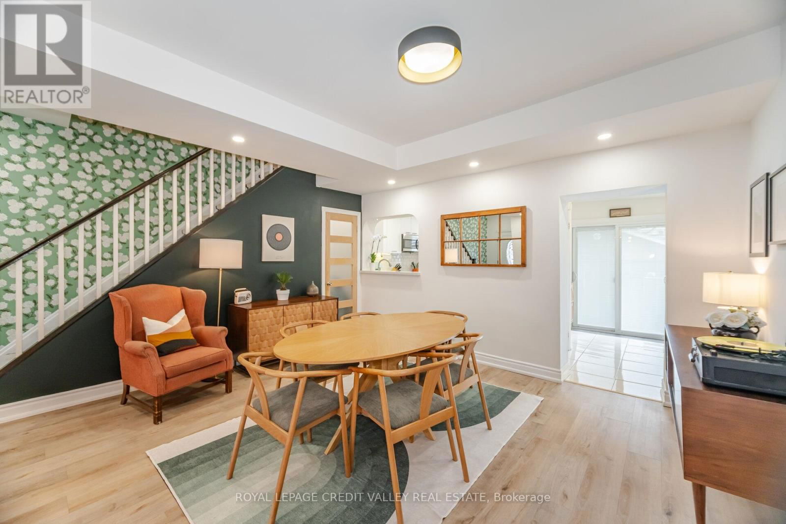 165 ISLINGTON AVENUE Image 12