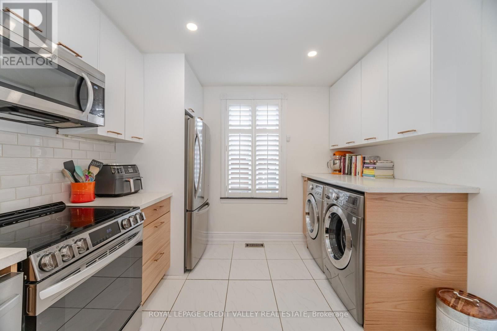 165 ISLINGTON AVENUE Image 14