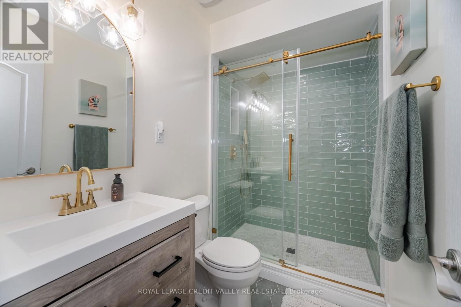 165 ISLINGTON AVENUE Image 22