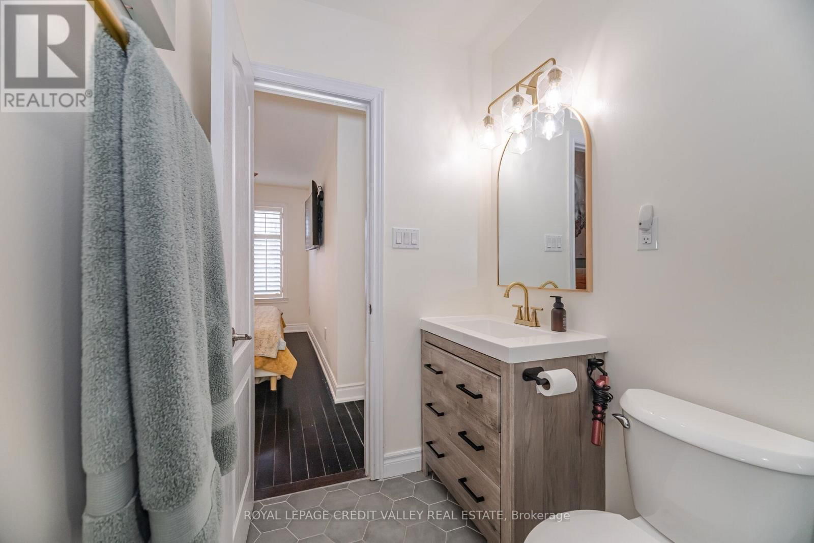 165 ISLINGTON AVENUE Image 23
