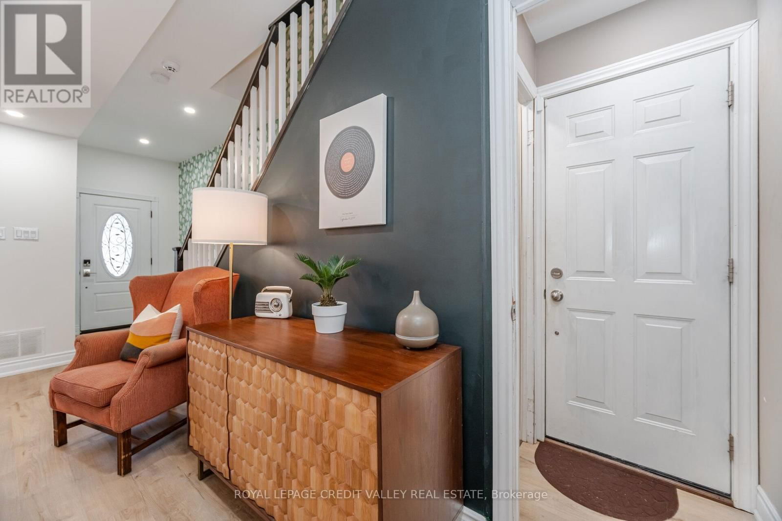 165 ISLINGTON AVENUE Image 36