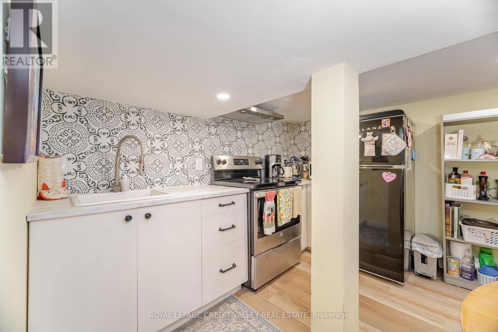 165 ISLINGTON AVENUE Image 39