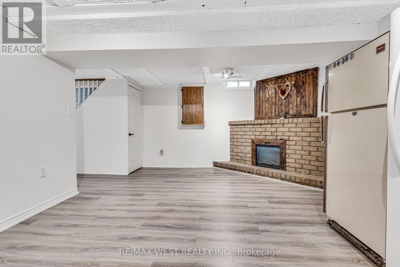 10 GREENWOOD CRESCENT Image 43