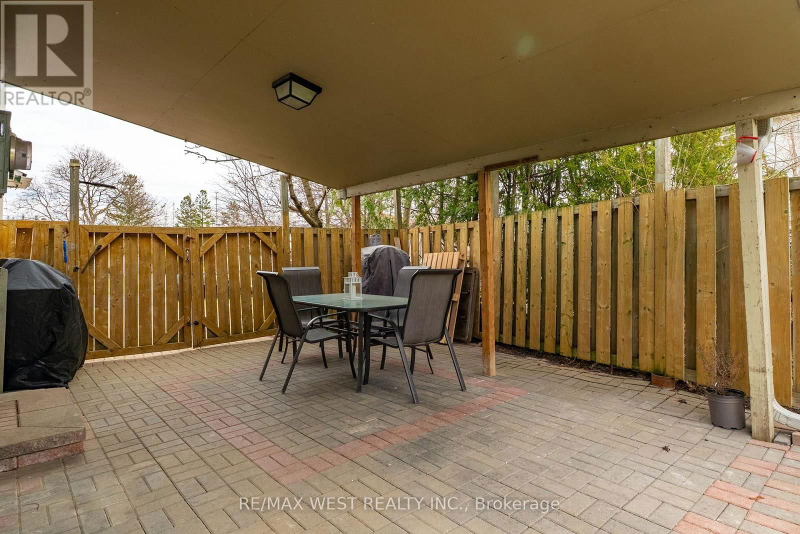10 GREENWOOD CRESCENT Image 48