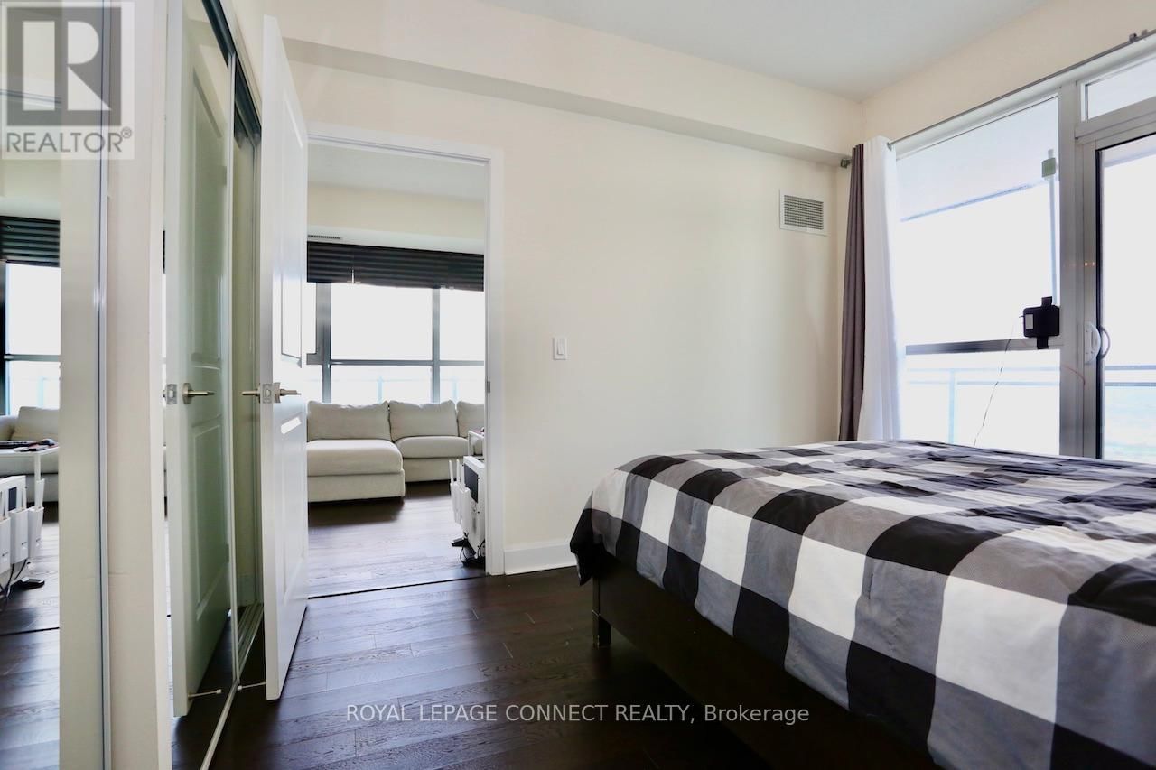 2504 - 33 SHORE BREEZE DRIVE Image 15