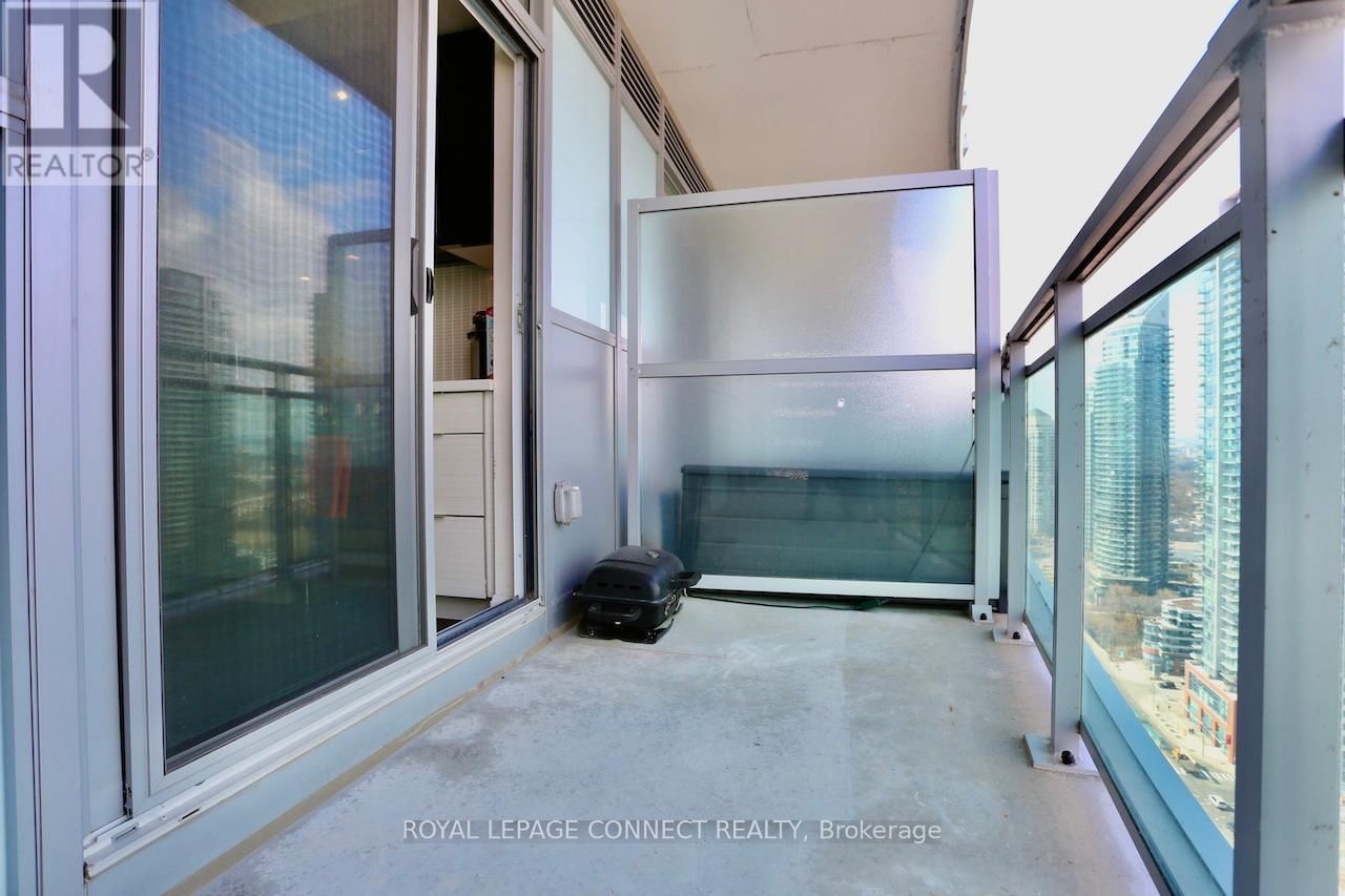 2504 - 33 SHORE BREEZE DRIVE Image 19