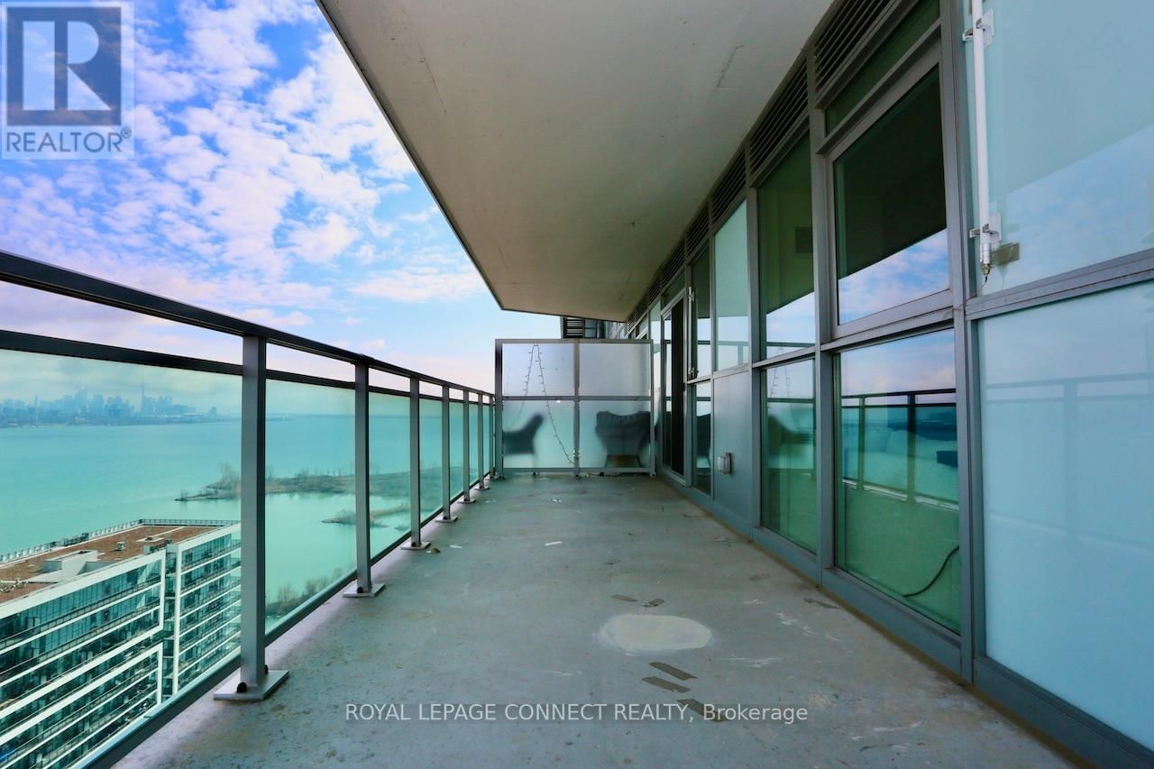 2504 - 33 SHORE BREEZE DRIVE Image 2