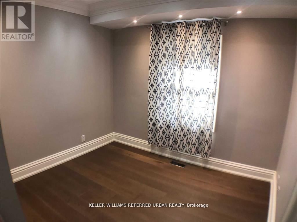 141 GRACEFIELD AVENUE Image 10