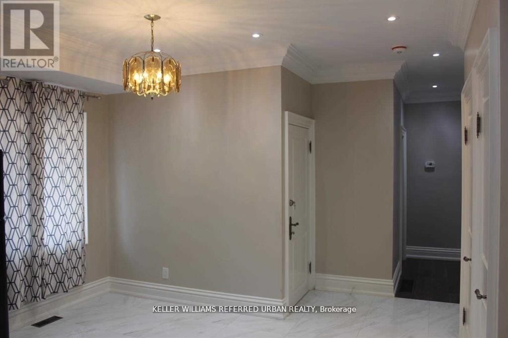 141 GRACEFIELD AVENUE Image 7