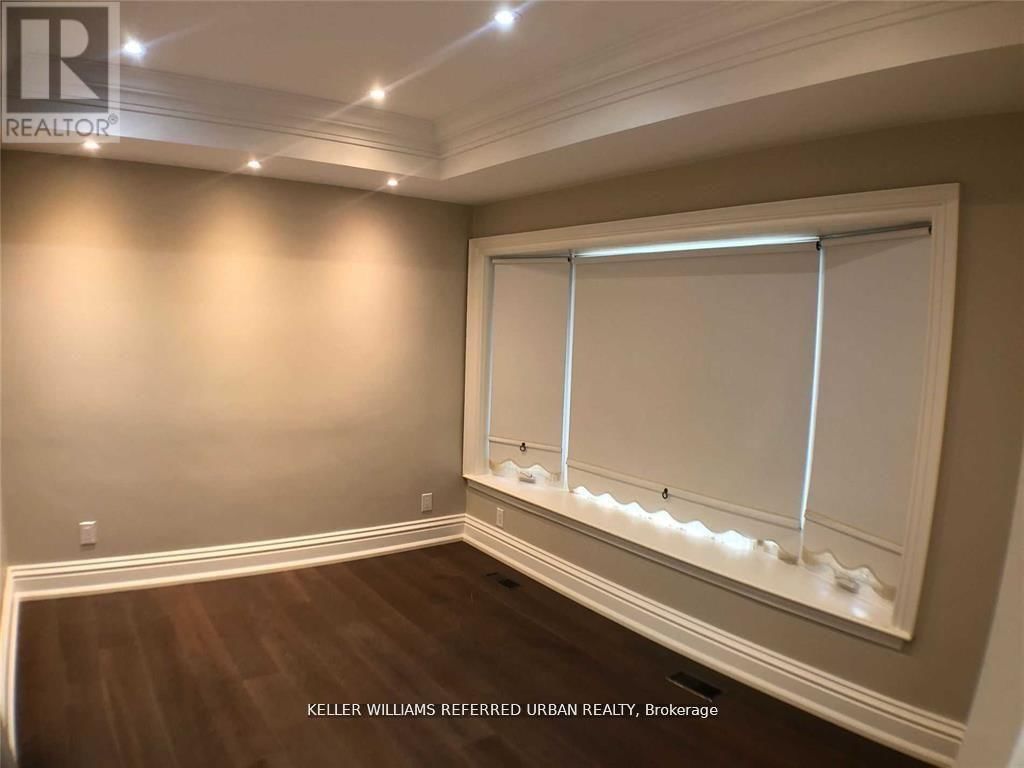 141 GRACEFIELD AVENUE Image 8
