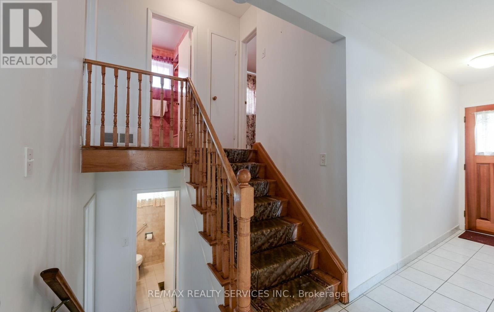 140 CLARENCE STREET Image 16