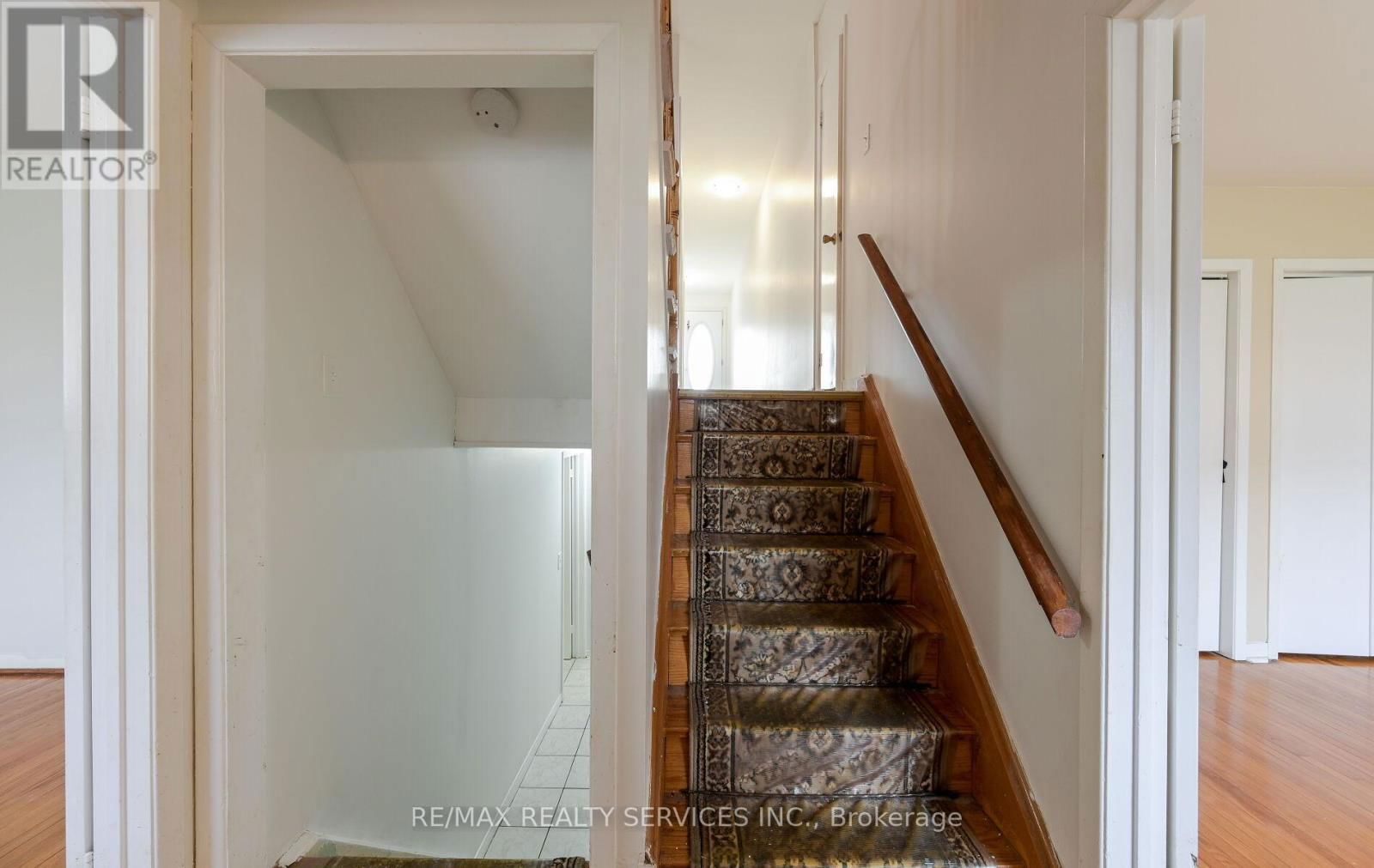 140 CLARENCE STREET Image 19