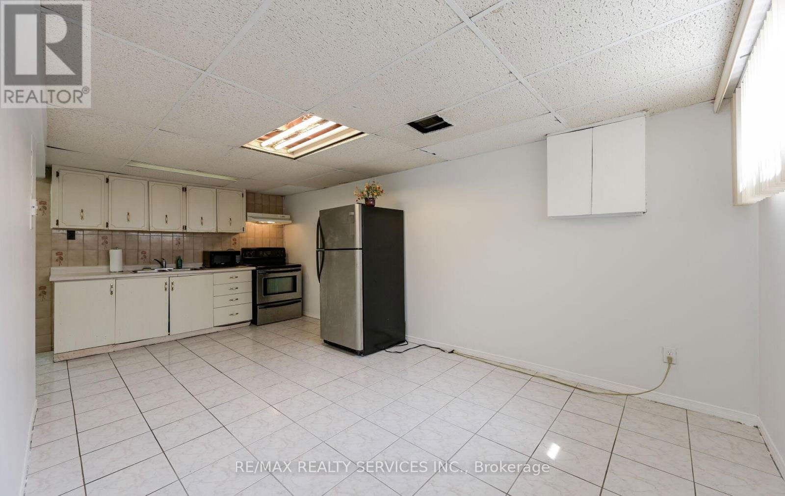 140 CLARENCE STREET Image 28