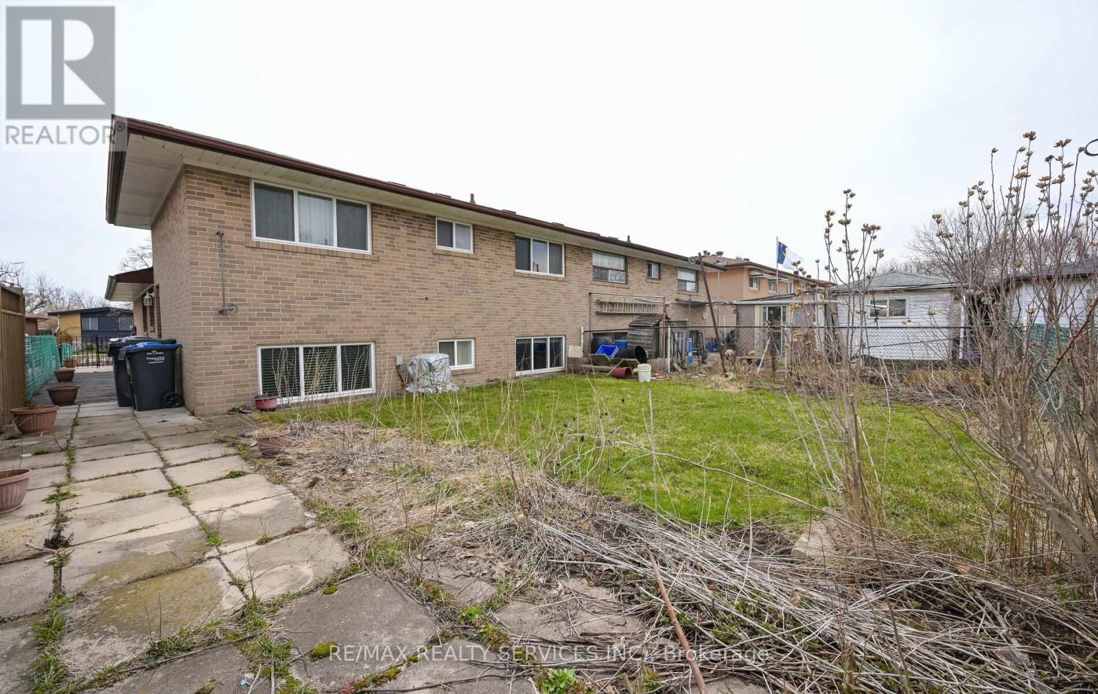 140 CLARENCE STREET Image 42
