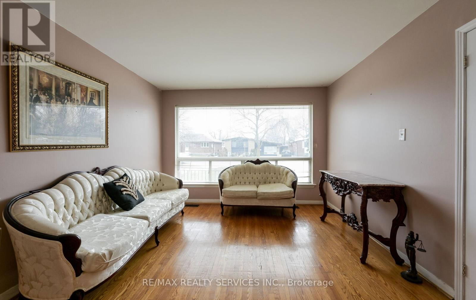 140 CLARENCE STREET Image 7