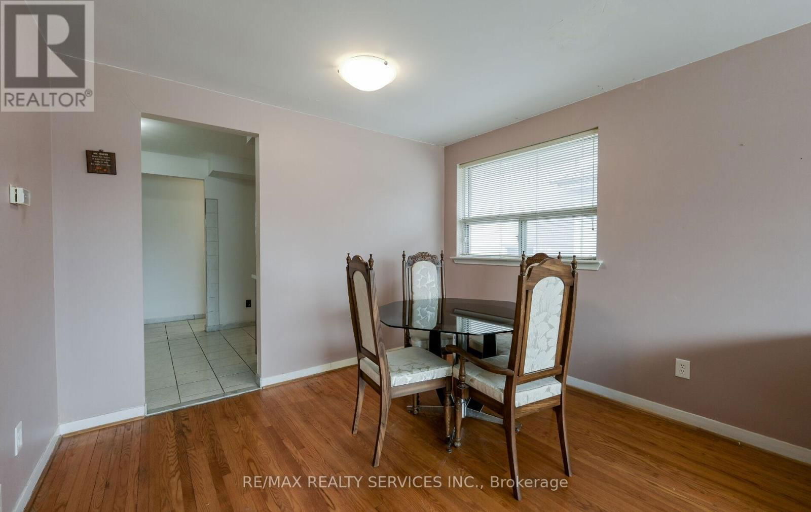 140 CLARENCE STREET Image 9