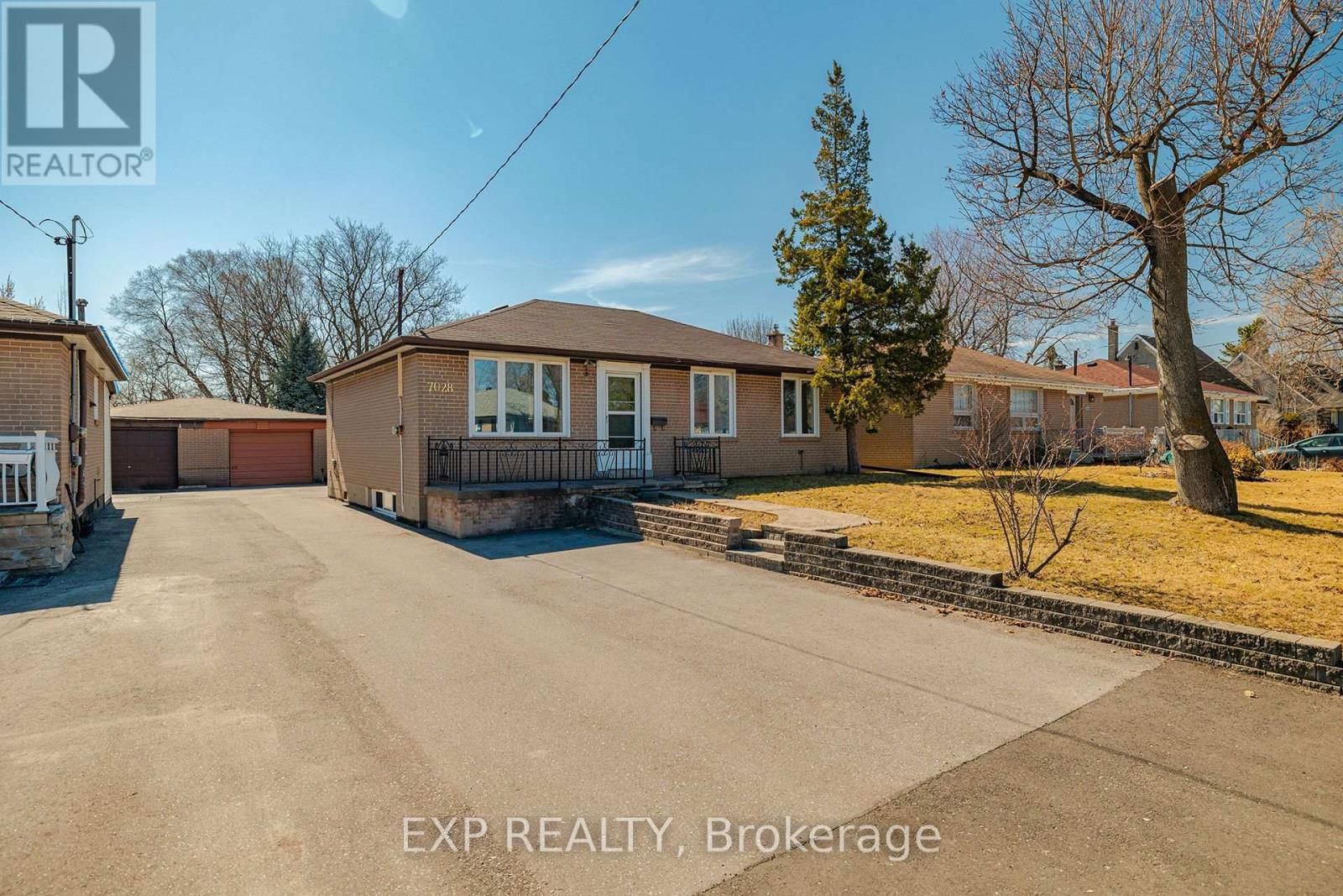 7028 JUSTINE DRIVE Image 25